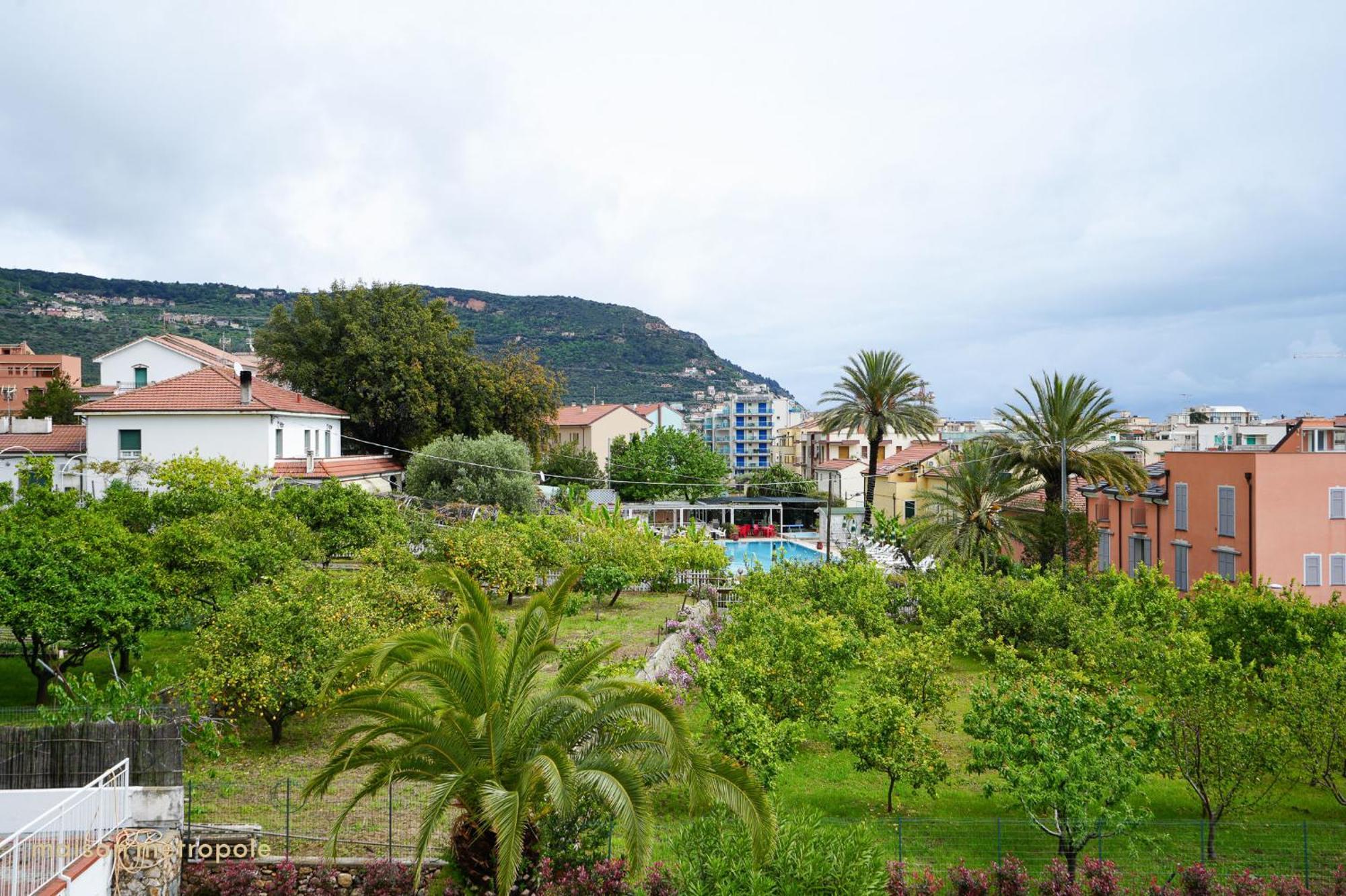 Moresco Apartment Pietra Ligure Buitenkant foto